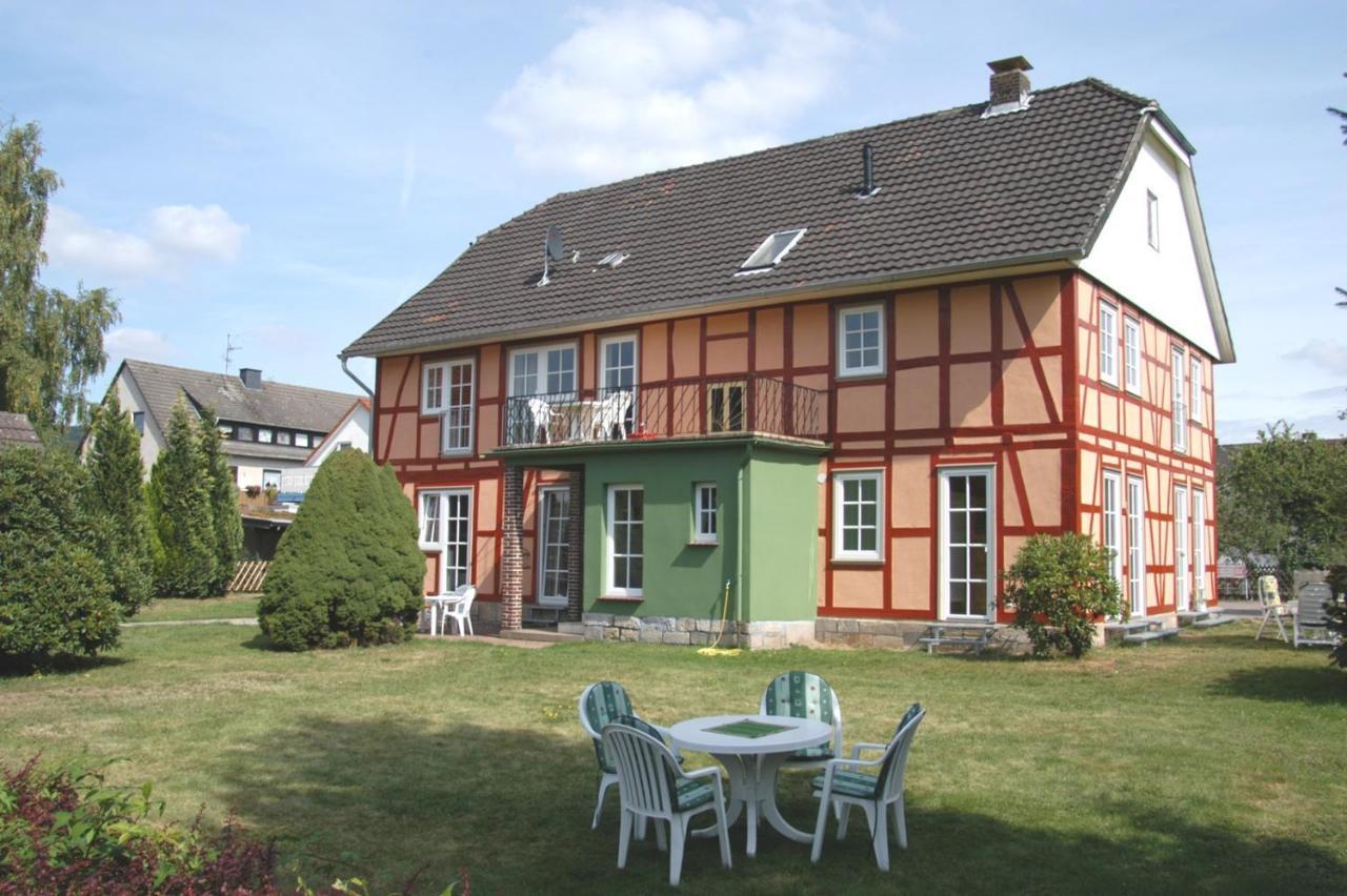 Ferienwohnungen Haus Froschkoenig Munden  Exterior photo